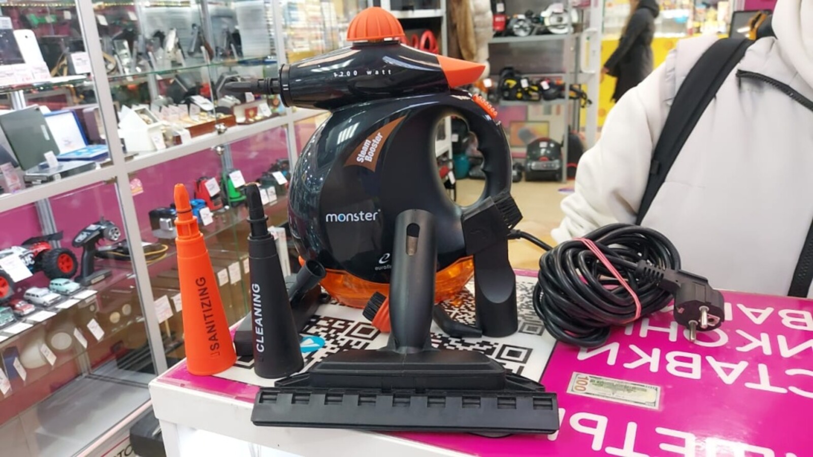 Пароочиститель Monster Power 1200 Watt