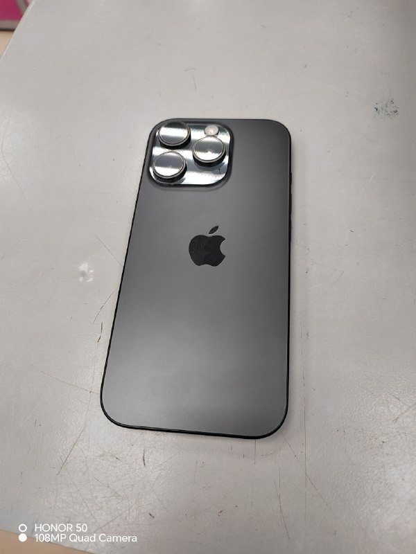 Смартфон iPhone 16 PRO