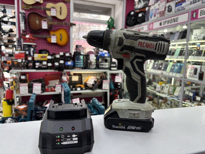 Шуруповерт Ресанта да18