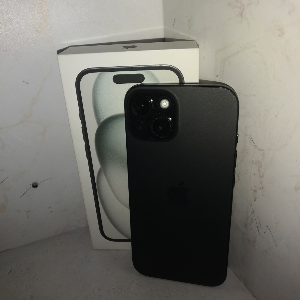 Смартфон iPhone 15 512GB