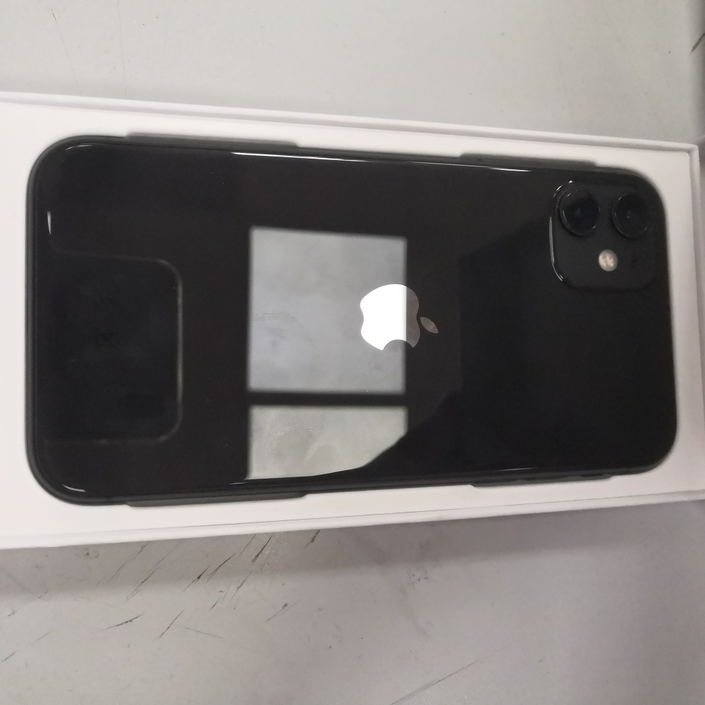 Смартфон iPhone 11 128 Gb
