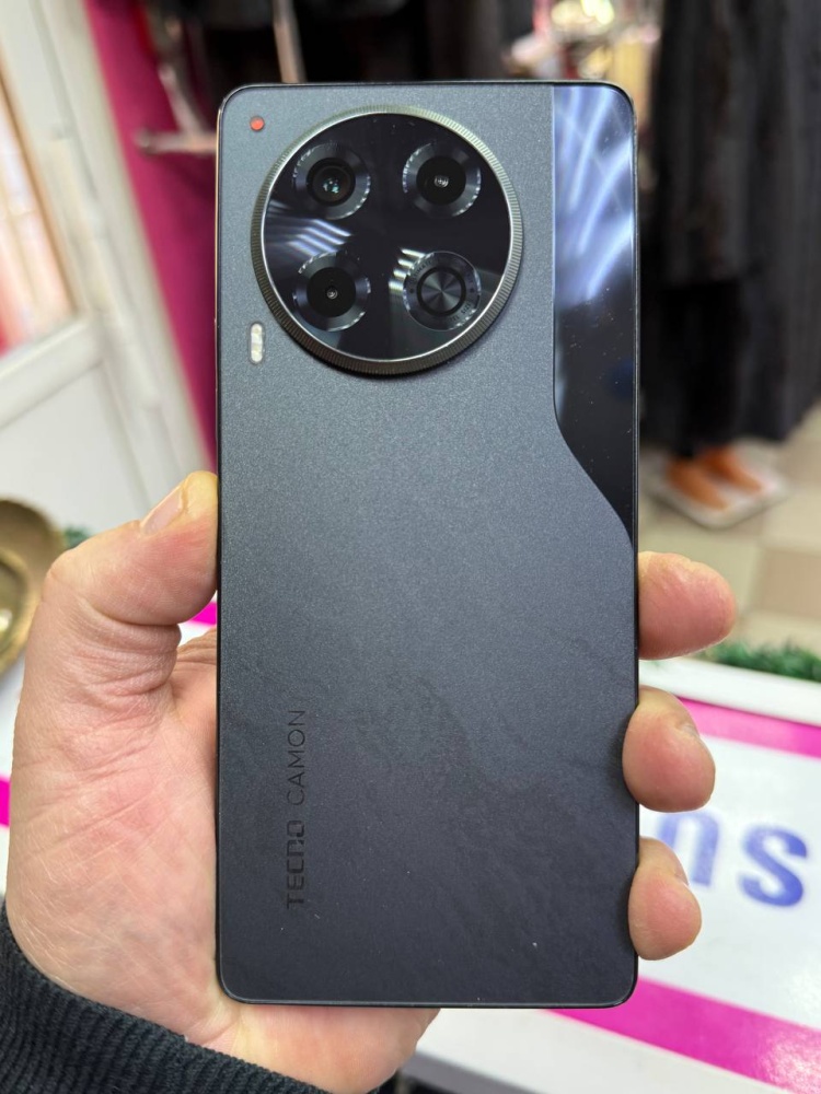 Мобильный телефон Tecnо camon 30 8/256