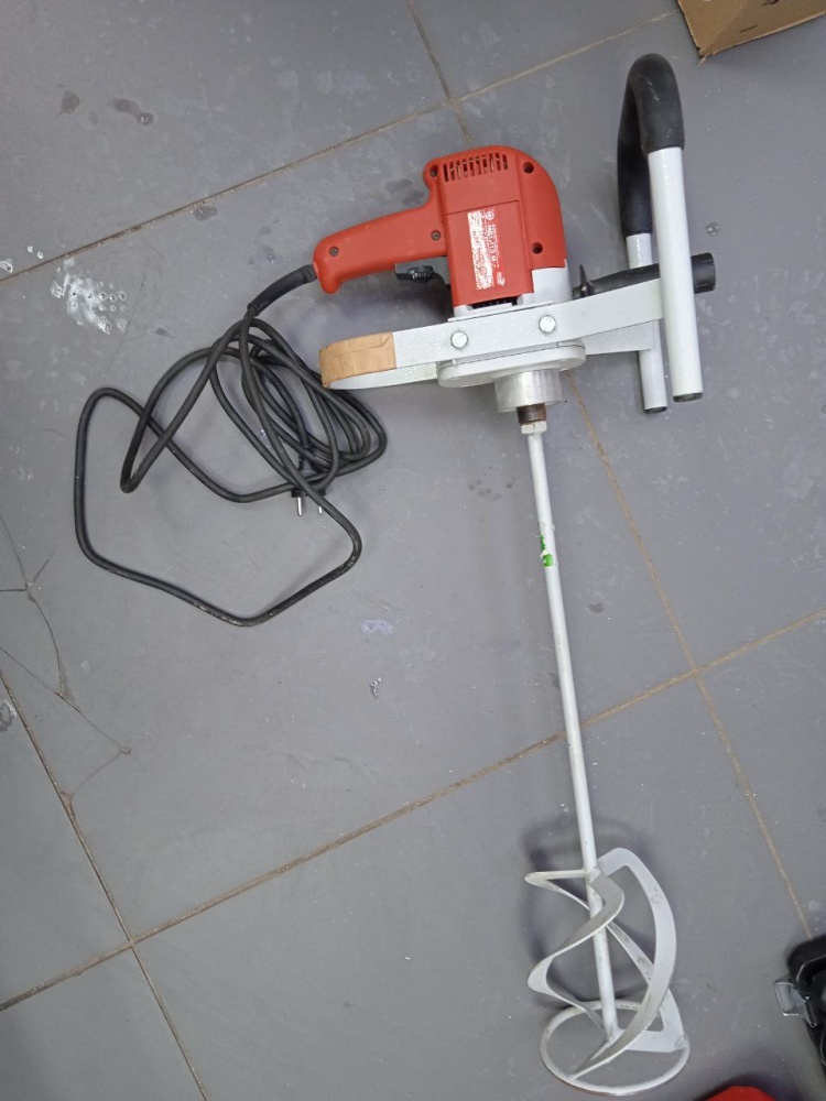 Строительный миксер  Фиолент Мастер мд1-11э м со штоком