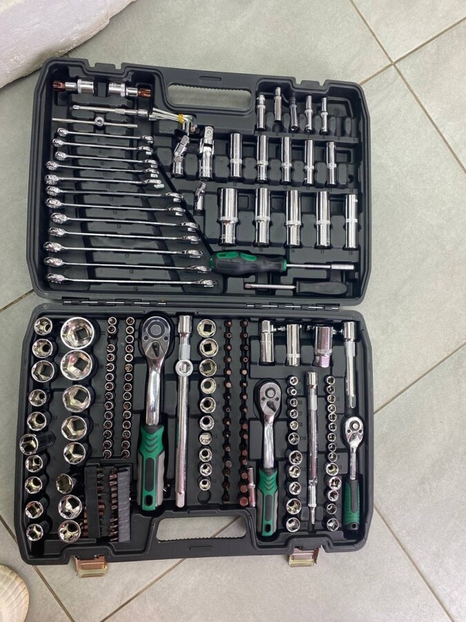 Набор инструментов профессиональный 216 предметов