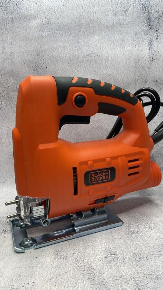 Лобзик Black+Decker JS10-Ru 400Вт