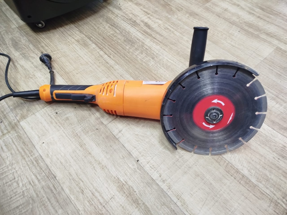 УШМ (Болгарка) Вихрь 230-2300