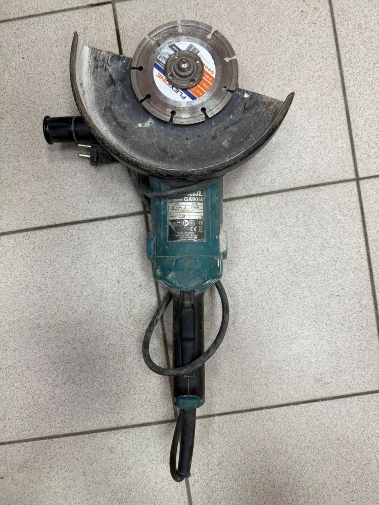 УШМ (Болгарка) makita GA9050