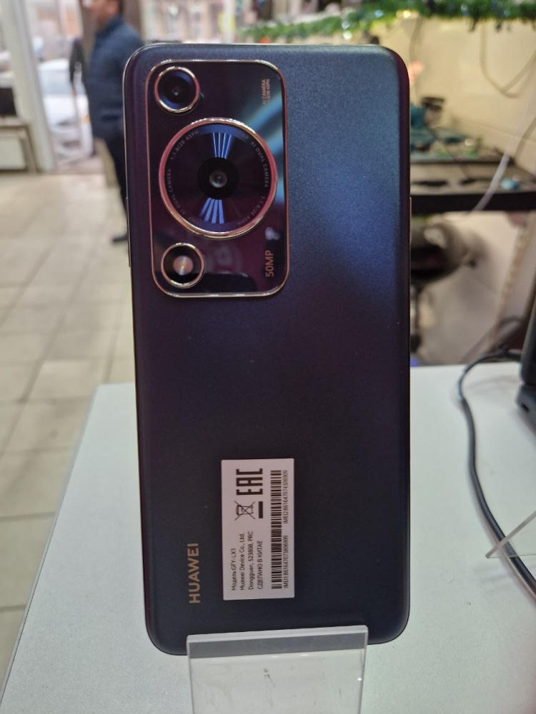 Смартфон Huawei Nova Y63 6\128