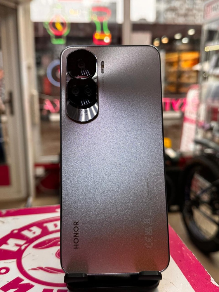 Смартфон Honor 50