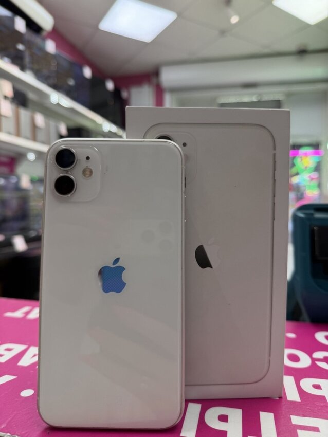 Смартфон iPhone 11 64Gb