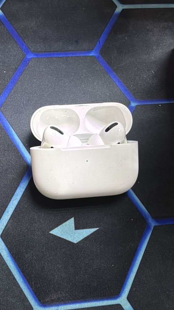 Наушники Airpods Pro