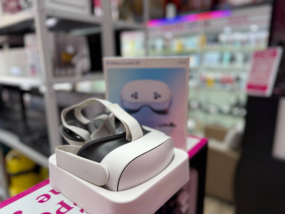 Очки виртуальной реальности Mesta Quest 3S