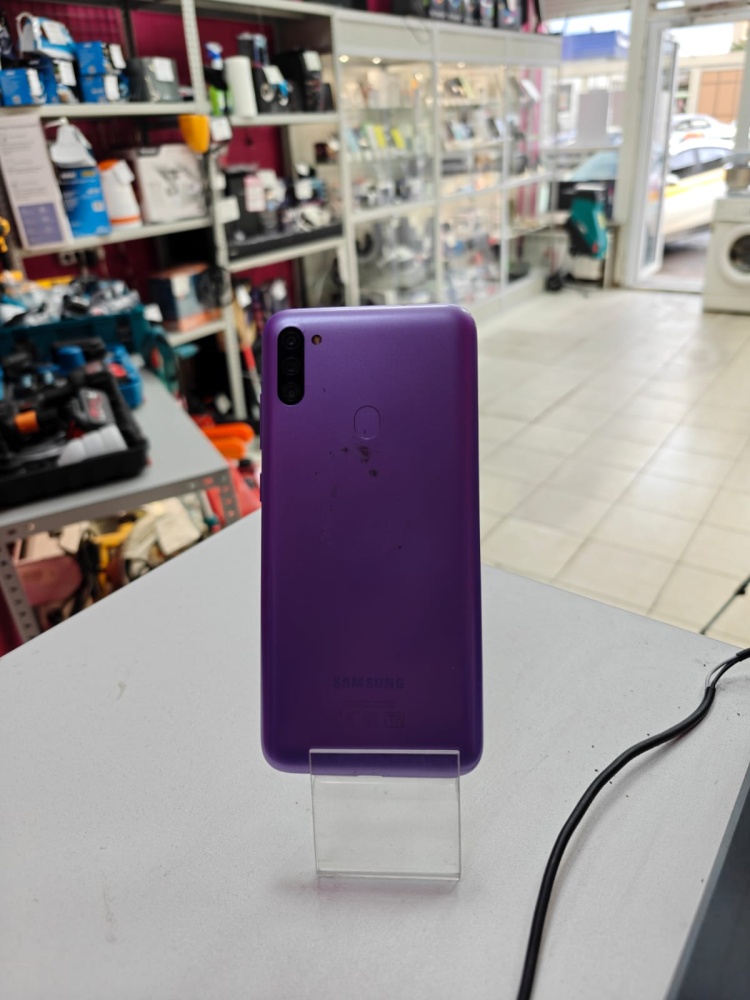 Смартфон Samsung  M11 2/32