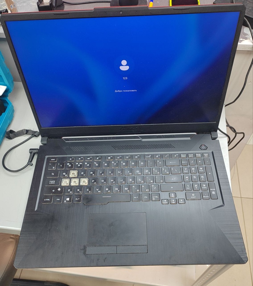 Ноутбук ASUS