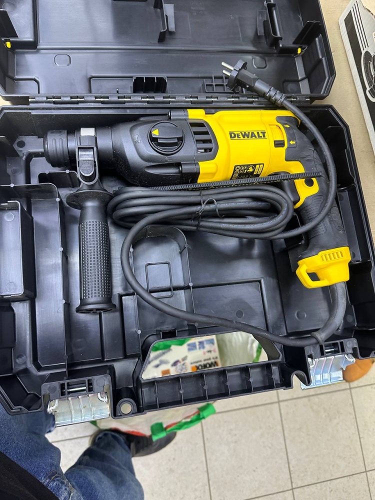 Перфоратор DEWOLT d25133