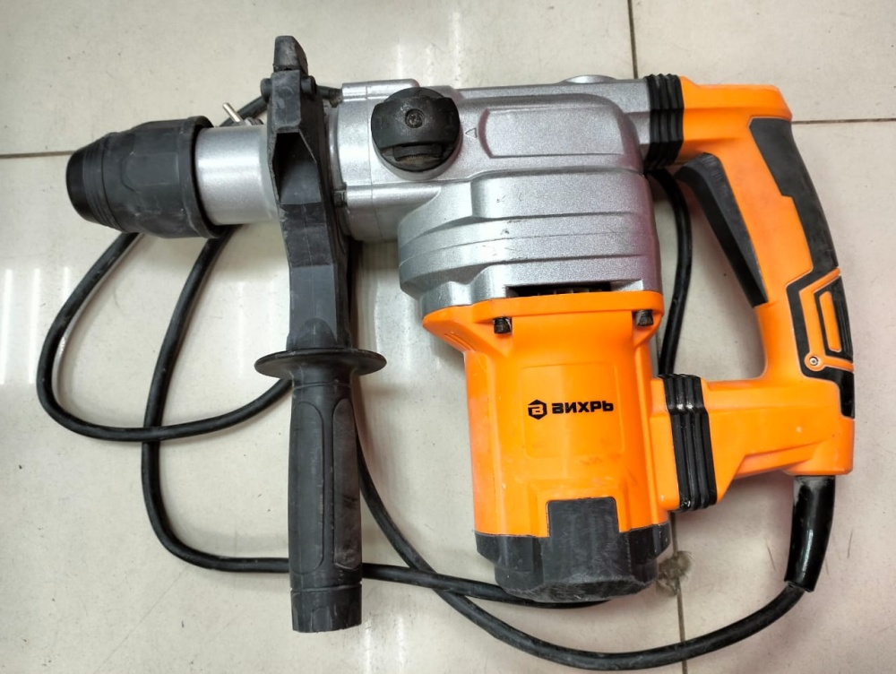 Перфоратор Вихрь П-1600К-М