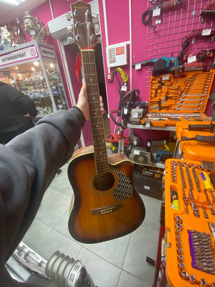 Гитара Brahner