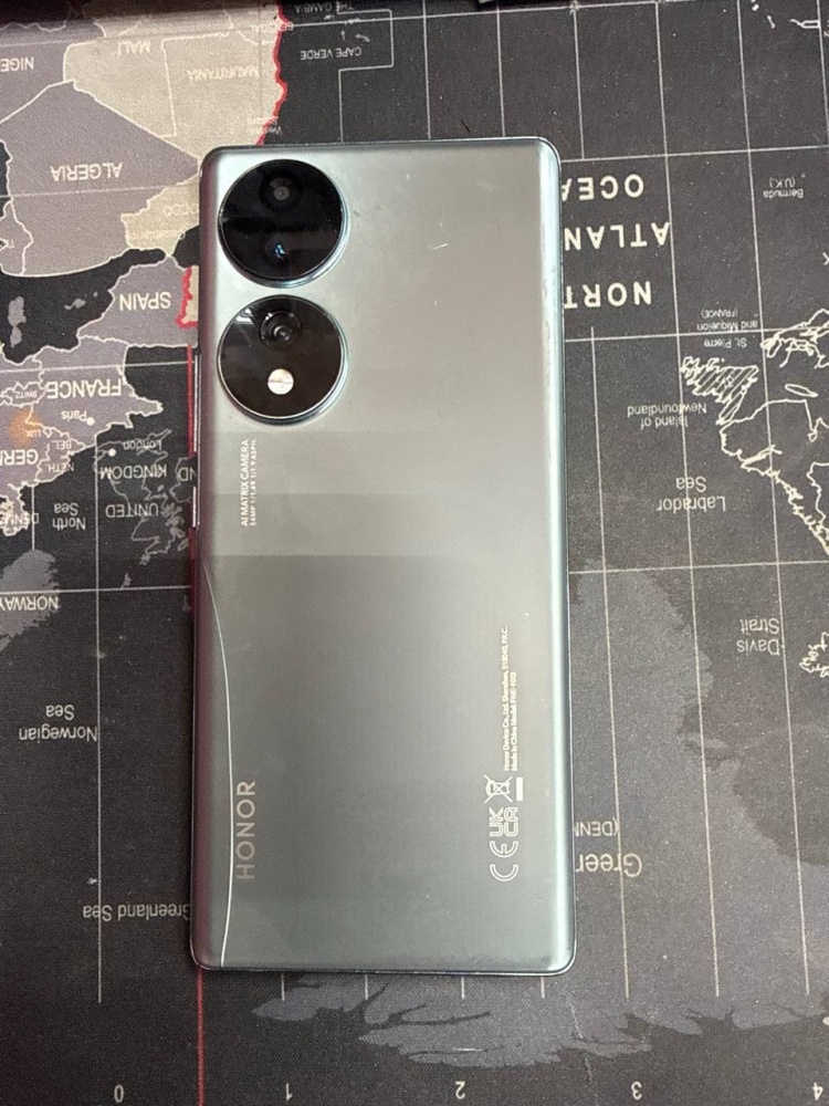 Смартфон Honor 70 8/256