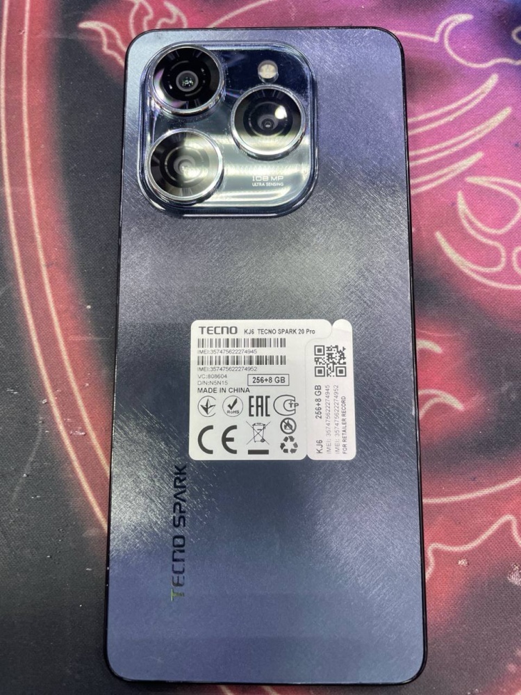 Мобильный телефон Tecno Spark 20 Pro 8/256