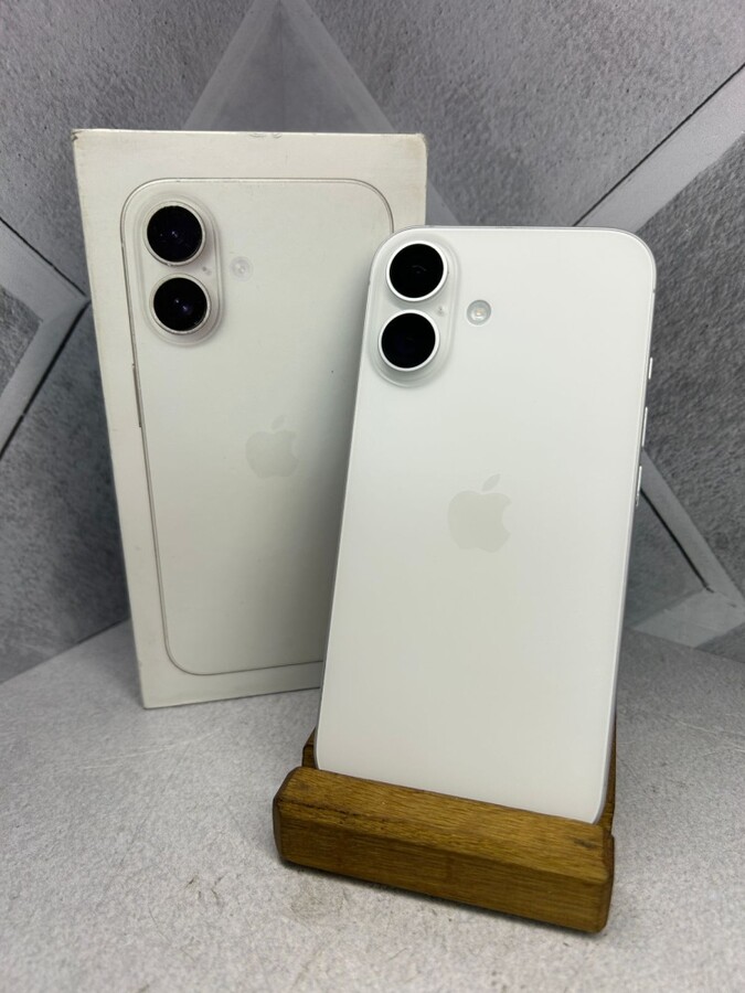 Смартфон iPhone 16 128 GB