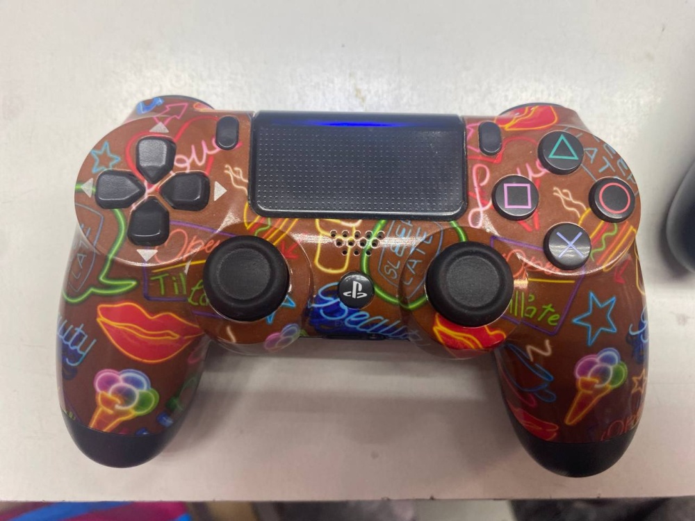 Геймпад PS4