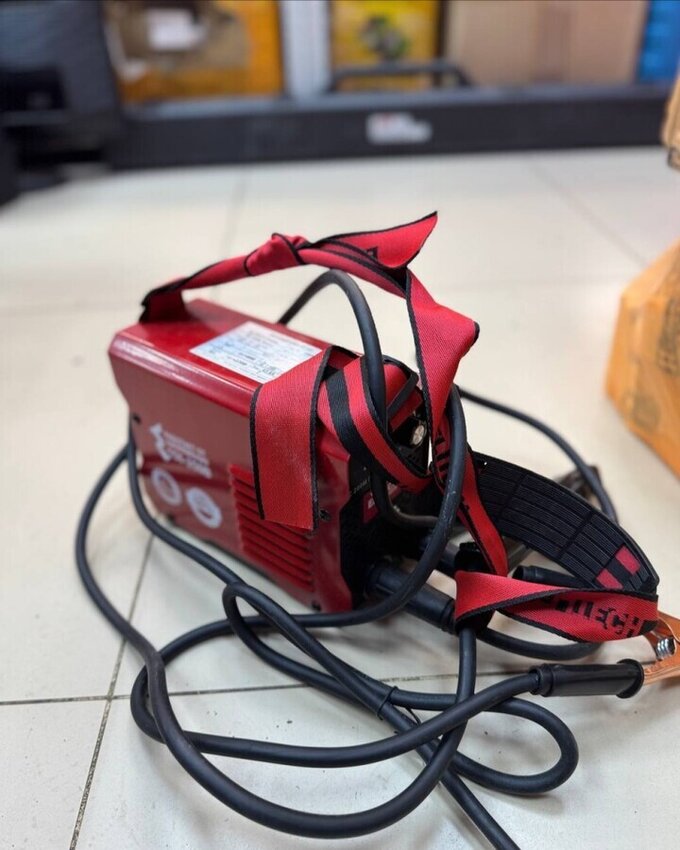 Сварочный аппарат Elitech es200