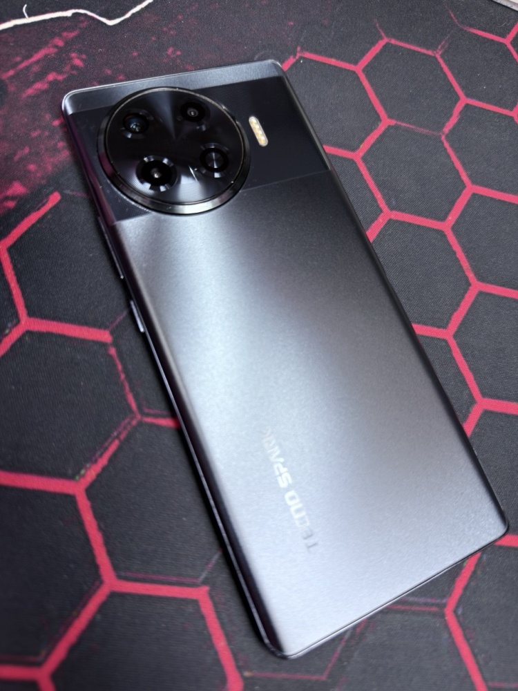 Смартфон TECNO Spark 20 Pro+ 8/256гб