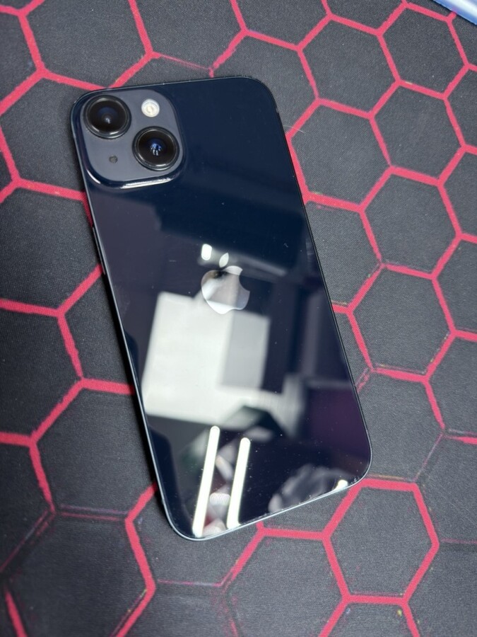 Смартфон iPhone 14 256гб