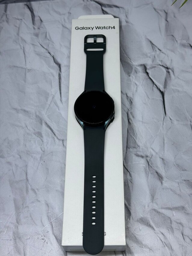 Часы SAMSUNG WATCH 4