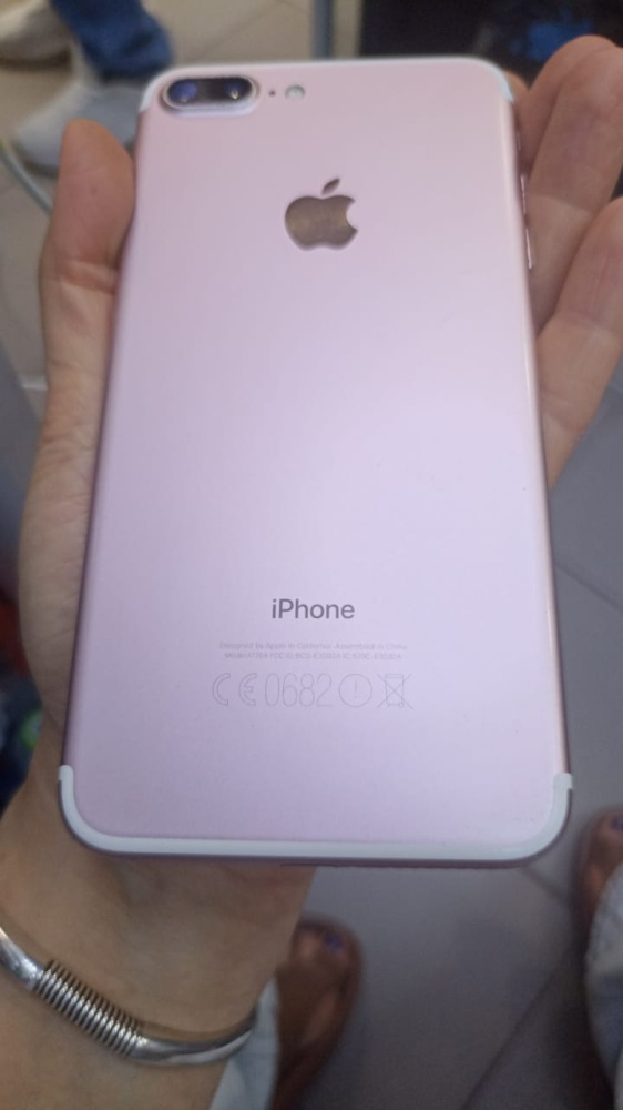 Смартфон iPhone 7 32Gb