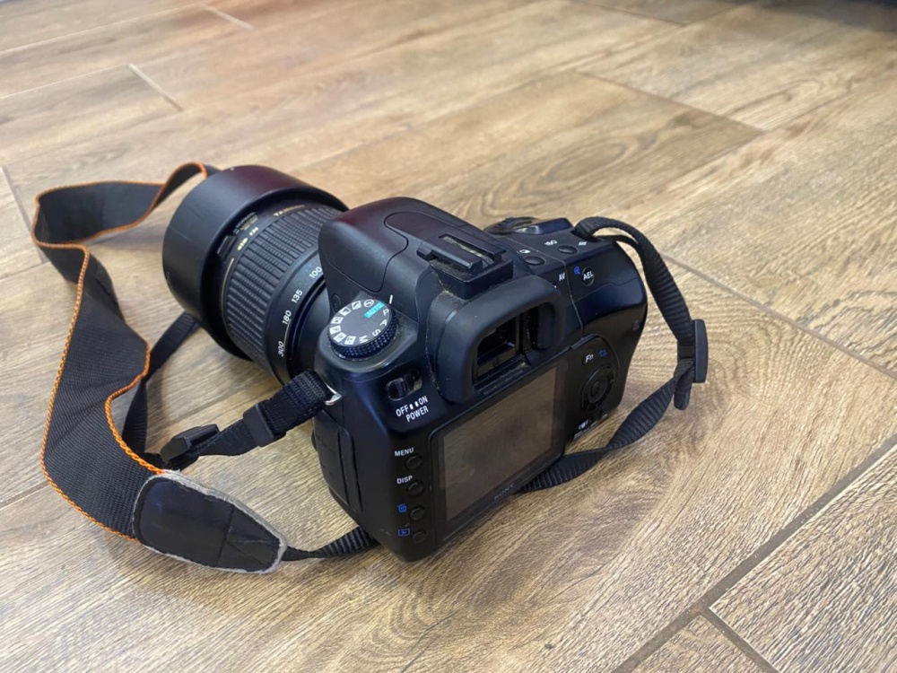 Фотоаппарат Sony a200