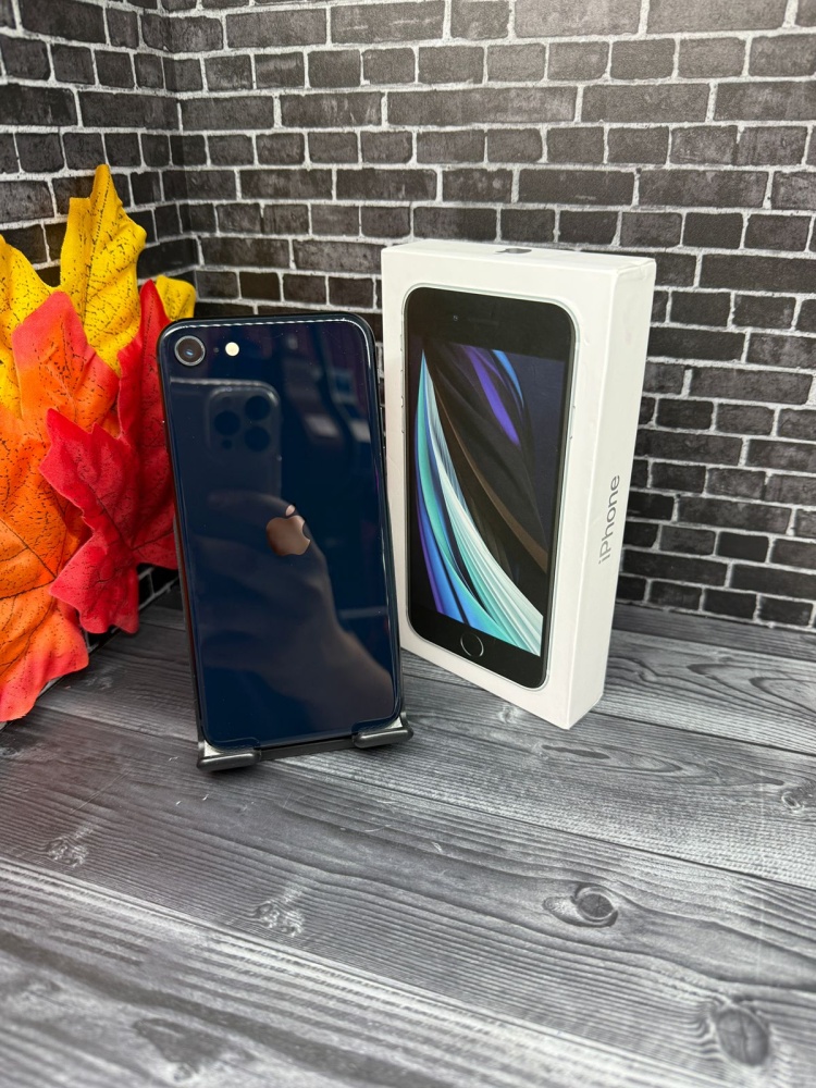Смартфон iPhone SE 2022 128 Gb