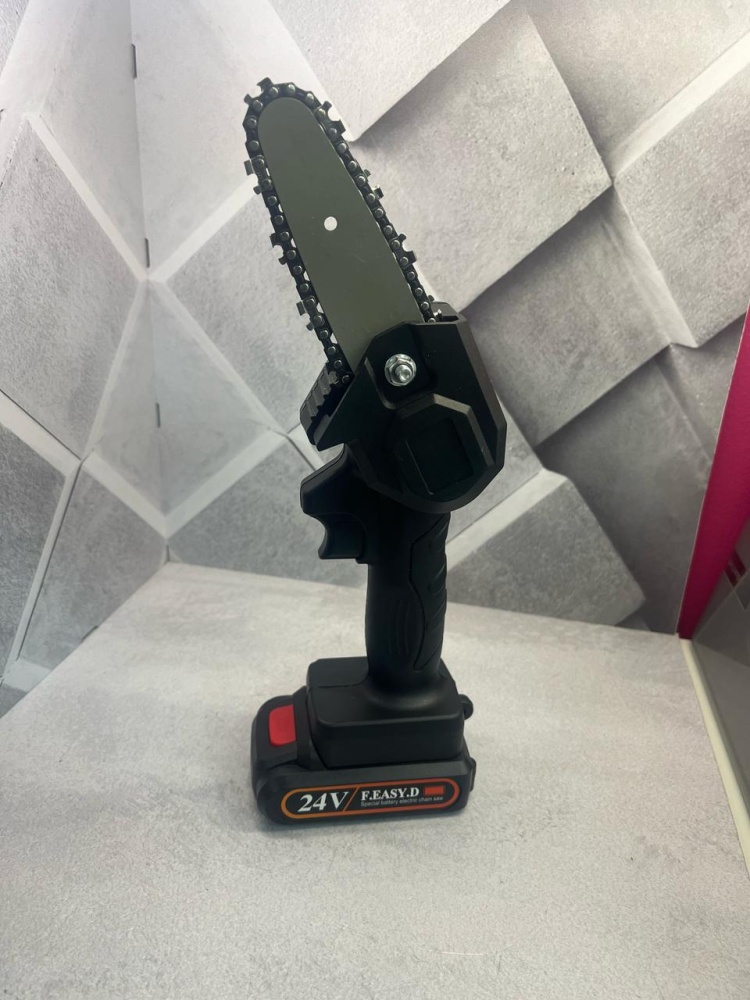 Электропила Mini Electric Chainsaw