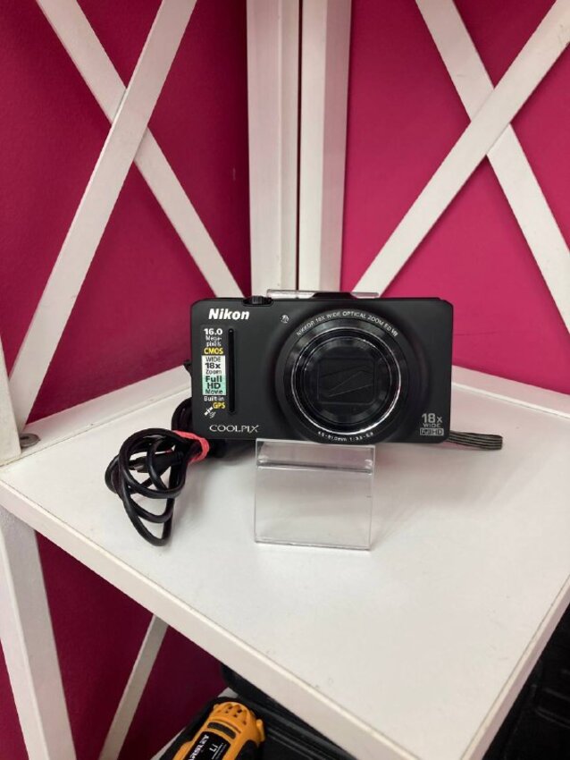 Фотоаппарат Nikon Coolpix s9300
