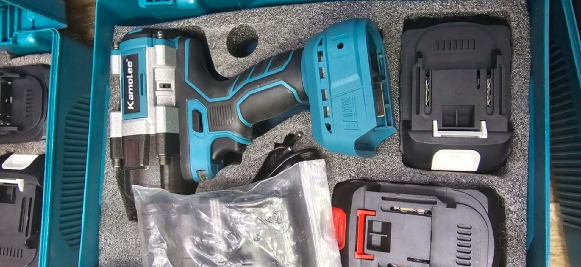 Гайковерт Kamolee 18V(2 АКБ)