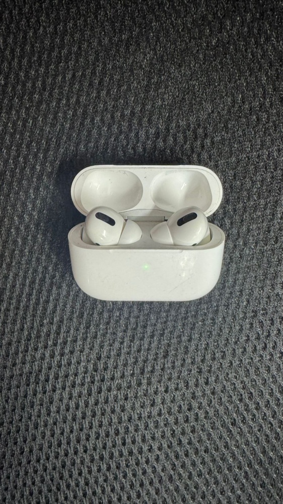 Наушники Airpods Pro