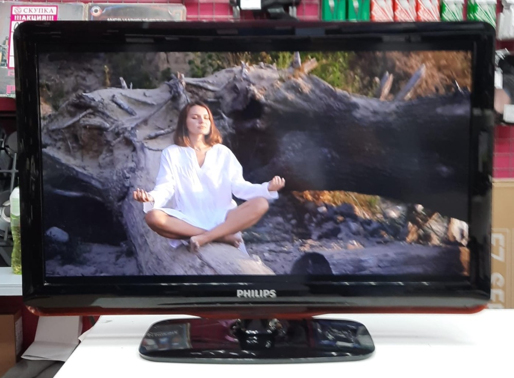 Телевизор Philips 26PFL3405/60