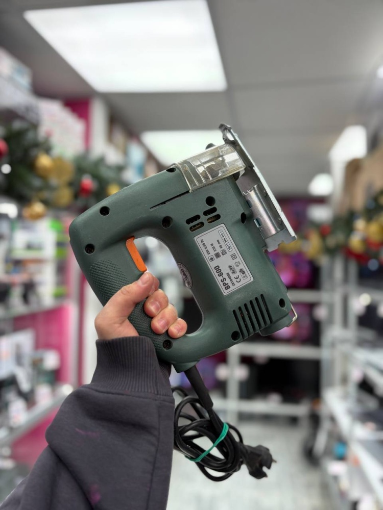 Лобзик cort bps-600