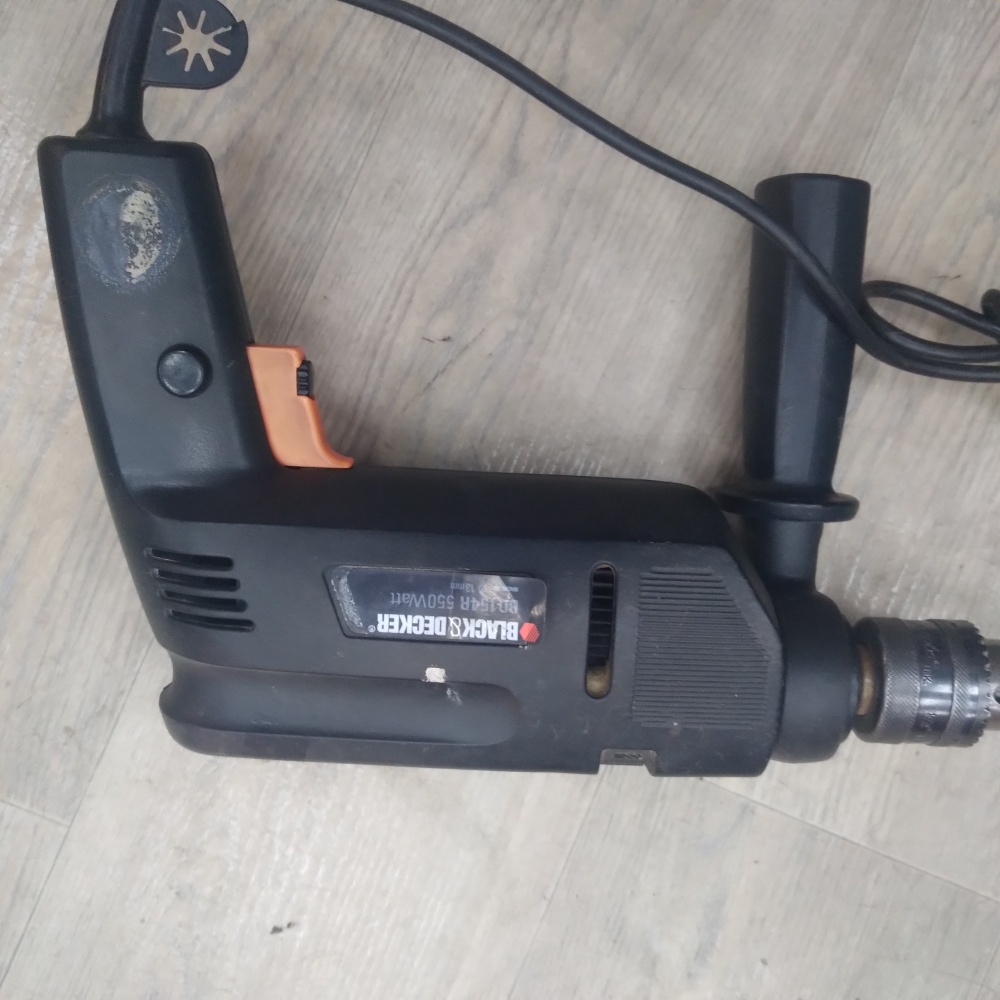Дрель black decker