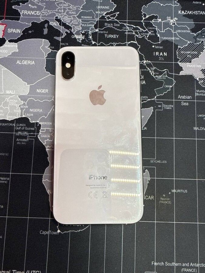 Смартфон iPhone XS 64Gb