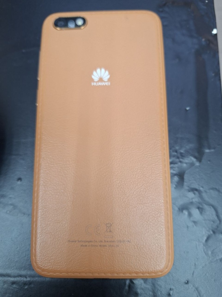 Смартфон Huawei Y5  16 гб
