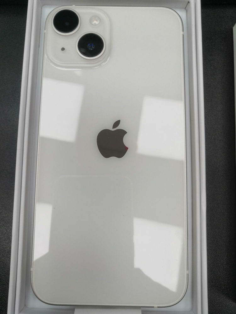 Смартфон iPhone 14 128