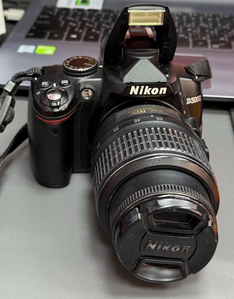 Фотоаппарат Nikon d3000