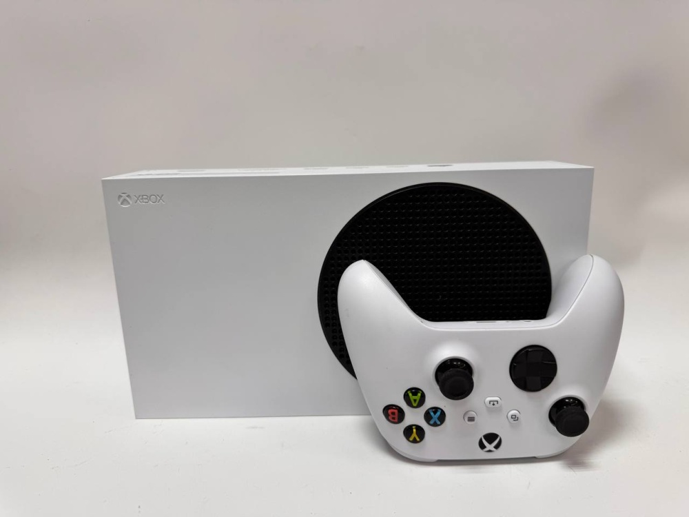 Игровая приставка XBOX ONE S