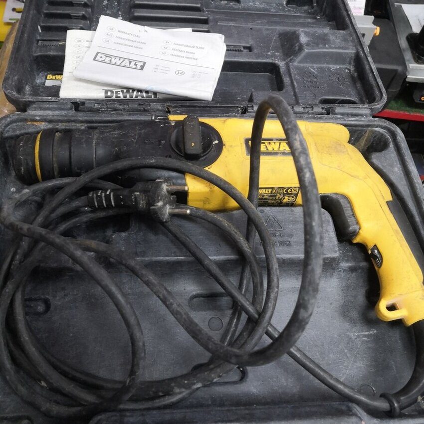 Перфоратор Dewalt d25103