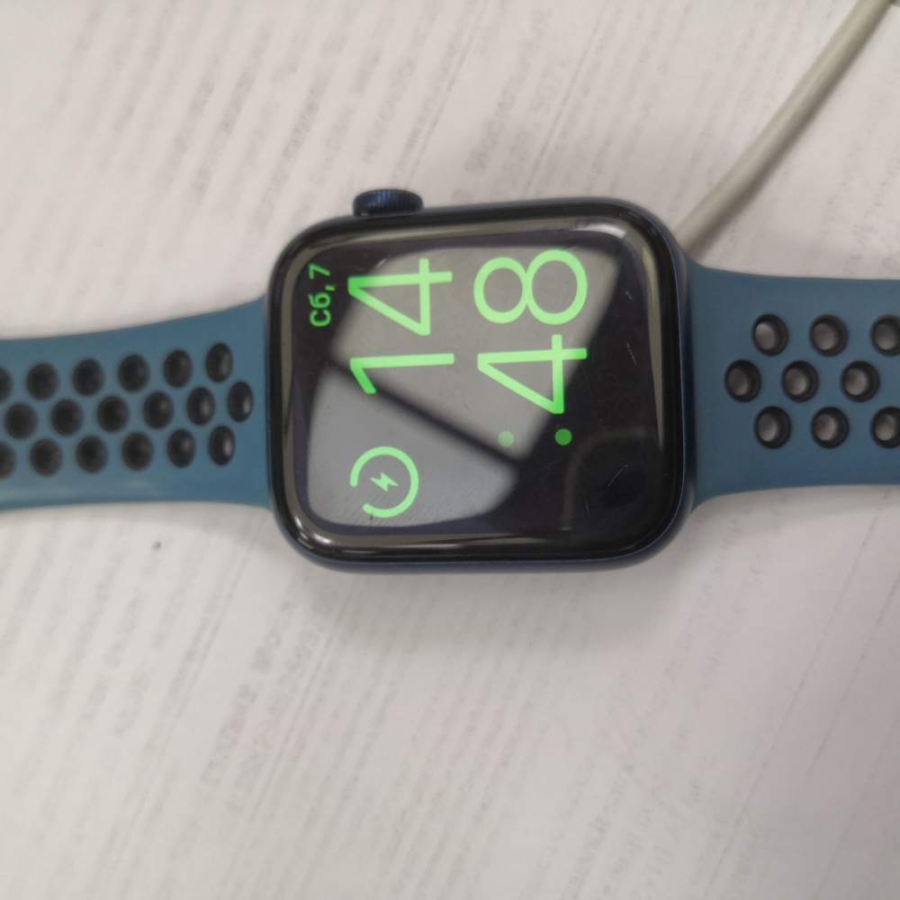 Часы Apple 6 44mm