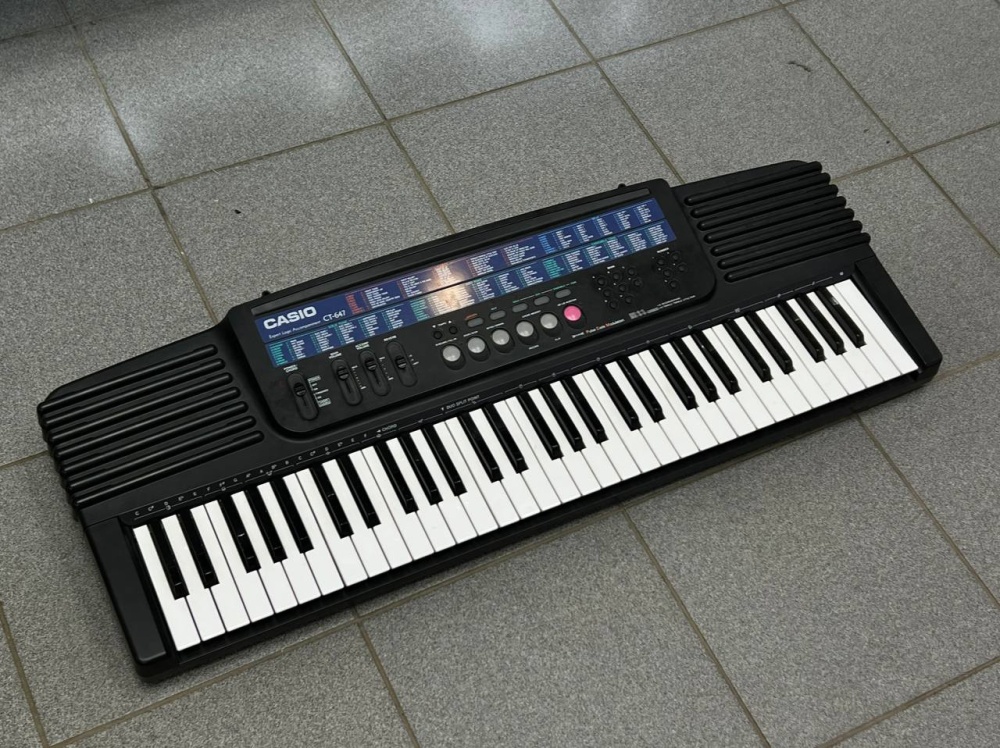 Синтезатор CASIO CT-647