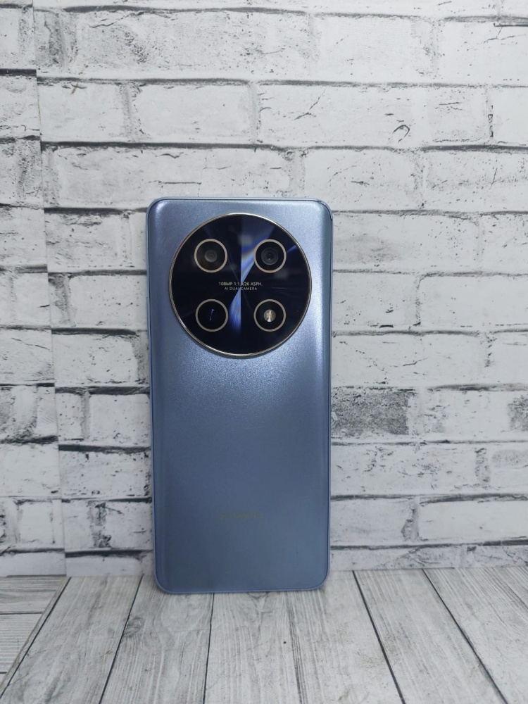 Смартфон Huawei Nova 13 i 8/256