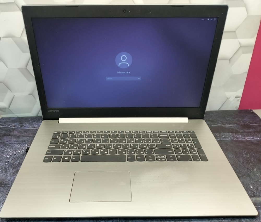 Ноутбук Lenovo ideapad 330-17 AST
