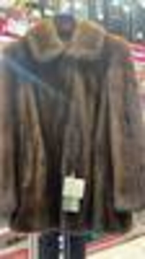 Шуба 44-46 Коричневая